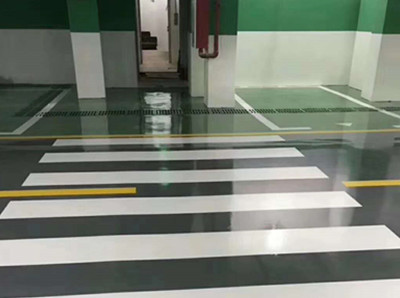 通州商场地下车库划线