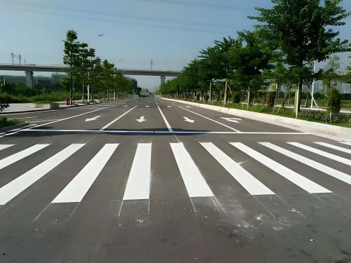 通州人行横道划白实线